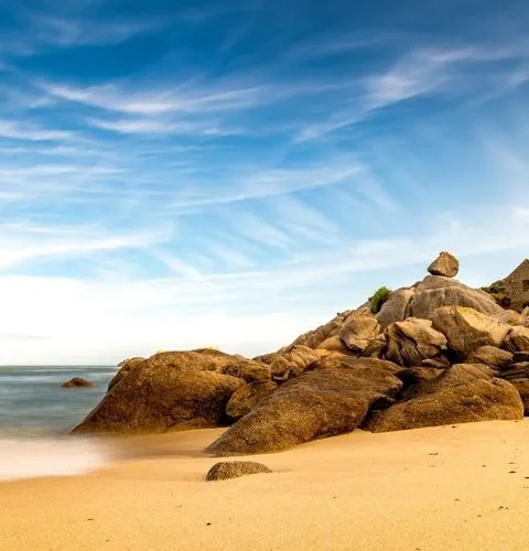 Lighthouse pink granite coast